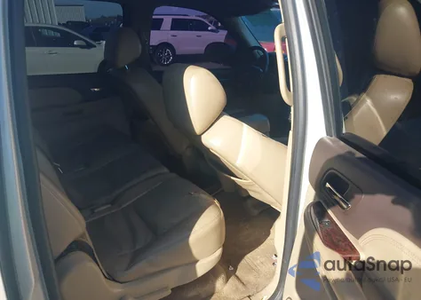 2010 GMC Yukon Xl 1500 Denali из США, поврежденный, VIN 1GKUKMEF5AR158853